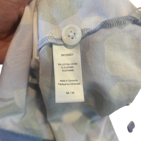 Bed Head Pajamas Floral Button Up Top Size Medium
Soft And Cozy Short sleeves - Picture 6 of 7